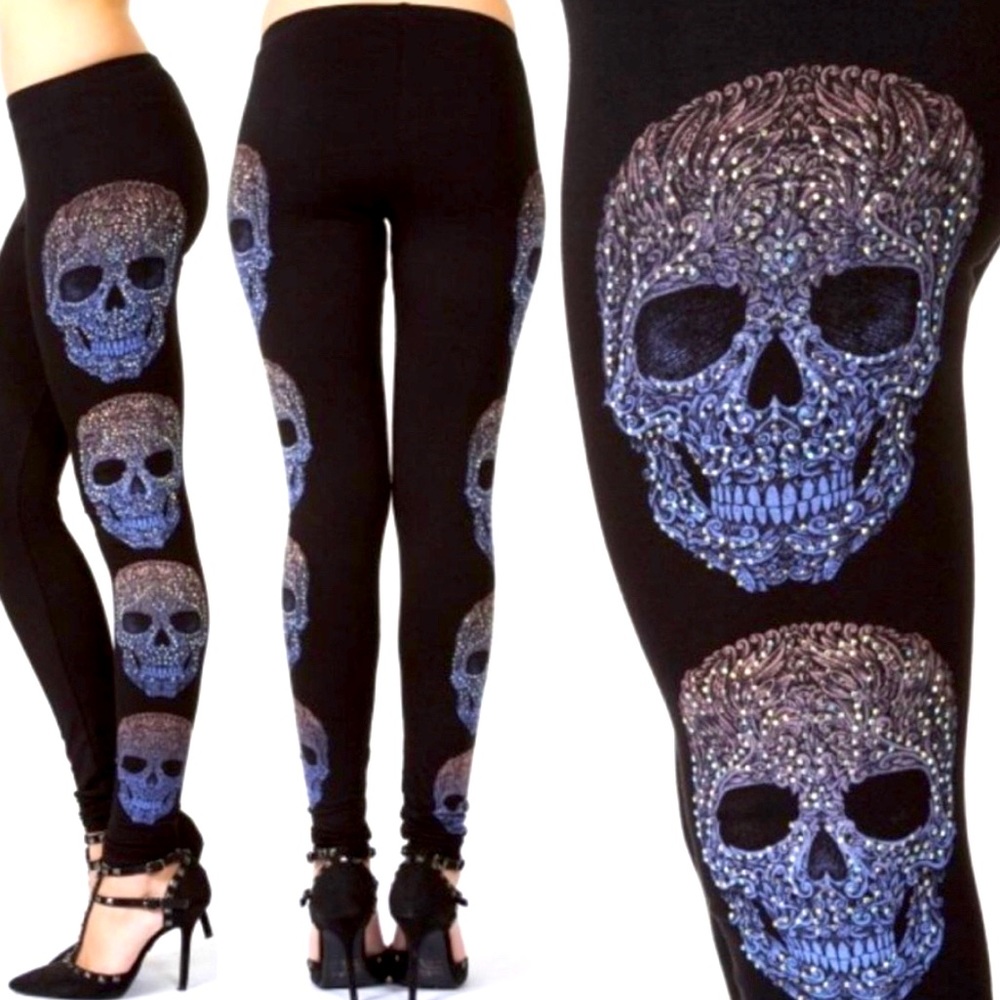NWT Vocal Rhinestone Skull Leggings